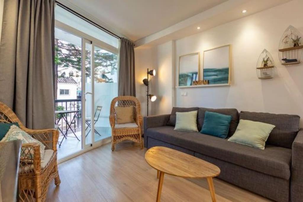 Playa Carihuela By Hdc Apartments Торемолинос Екстериор снимка